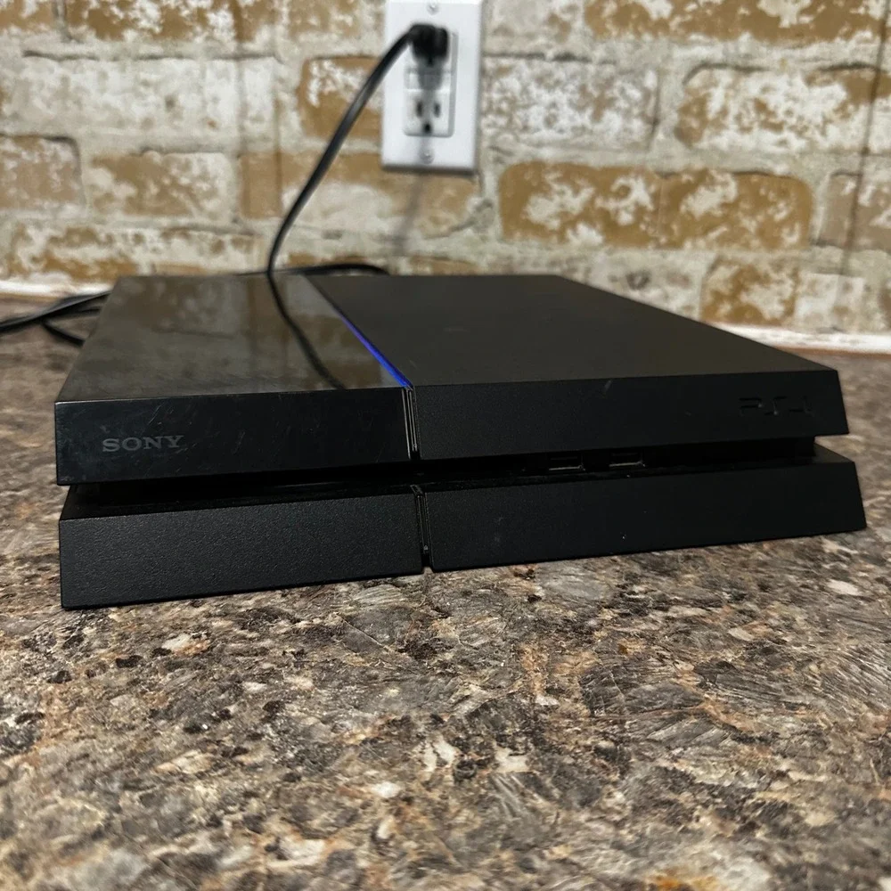 Sony PlayStation 4 Console CUH-1115A 500GB Jet Black Good Condition Gaming